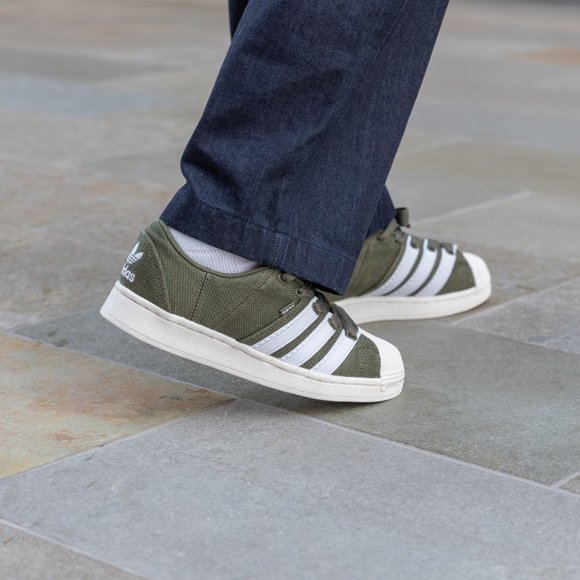 Men ADIDAS SUPERSTAR SUPERMODIFIED SHOES Olive Strata / Cloud White FZ6367 Multi - Picture 3 of 5